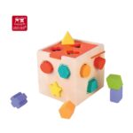 Ξύλινο Παιχνίδι – Shape Sorting Cube